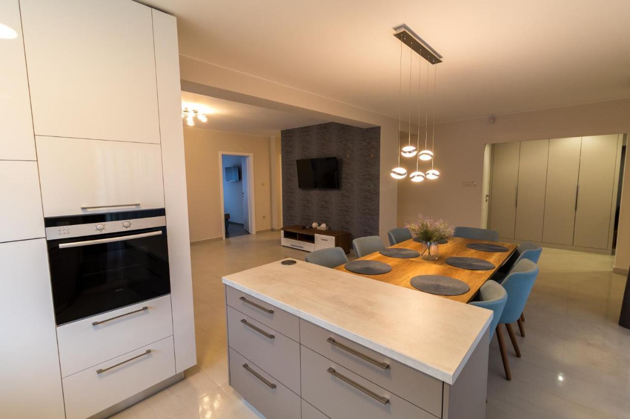 Thermal Lux Weninger Apartman Kiskunhalas Exterior photo